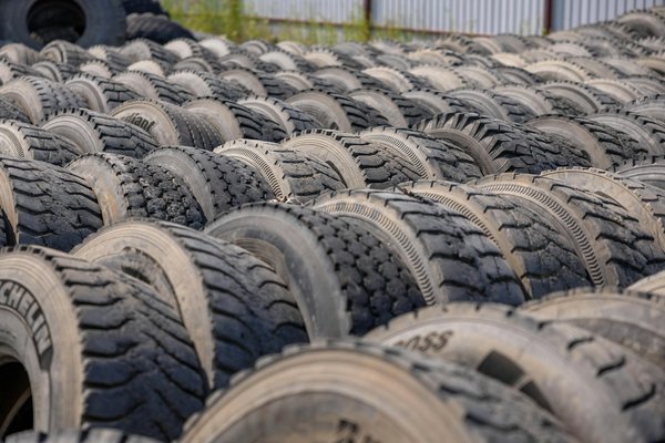 Créez votre voiture miniature personnalisée avec an model cars